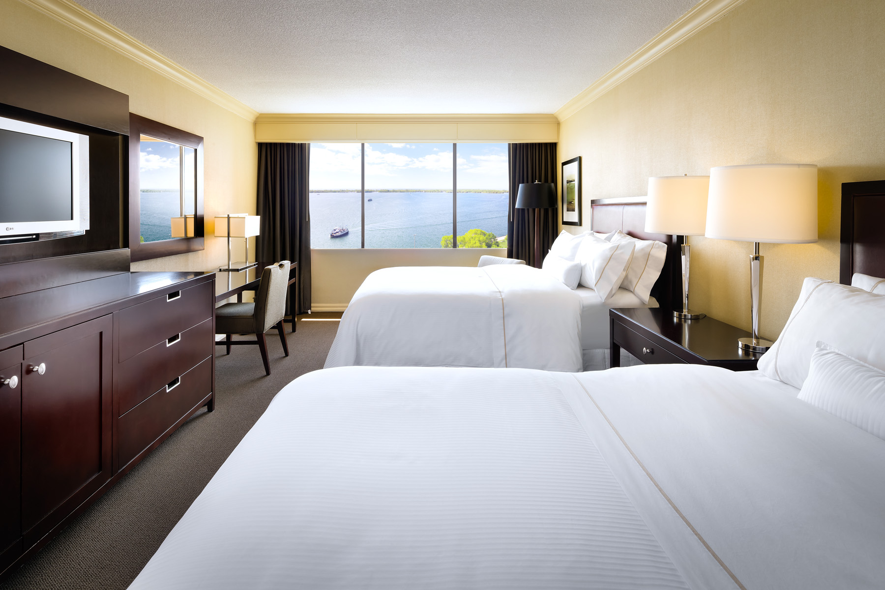 Westin_HC_Double_Queen_Lake_View